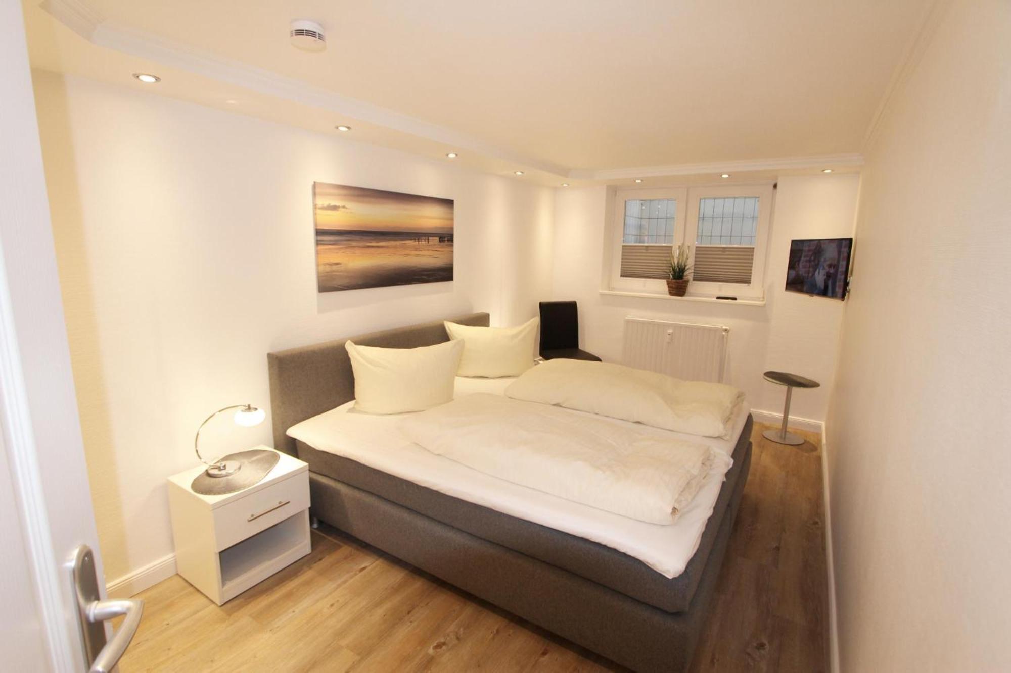 Trutz Blanker Hans - Duenenstr 19, App 7 * Wenningstedt-Braderup